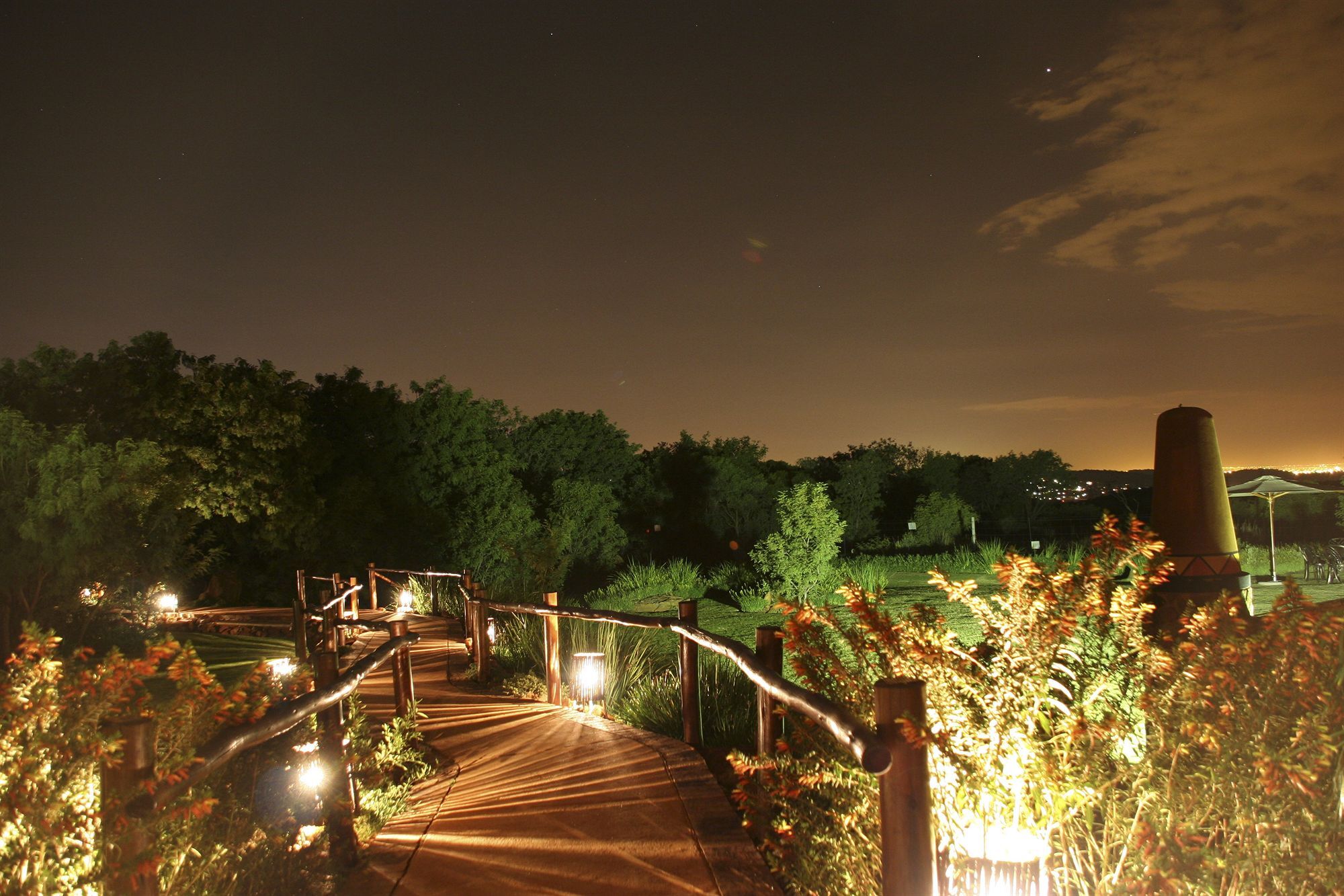Thaba Eco Hotel Joanesburgo Exterior foto